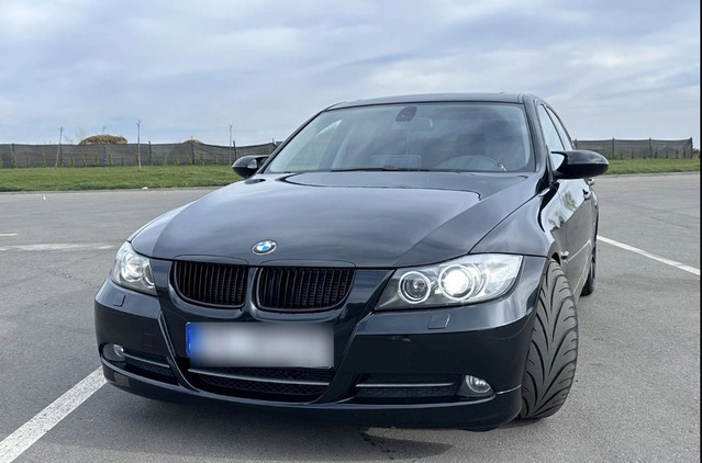 BMW Seria 3 cena 33900 przebieg: 261389, rok produkcji 2005 z Pleszew małe 407